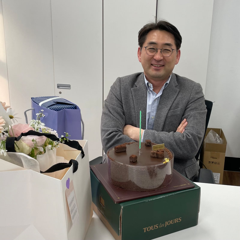 박선웅 교수님 생신 축하 파티